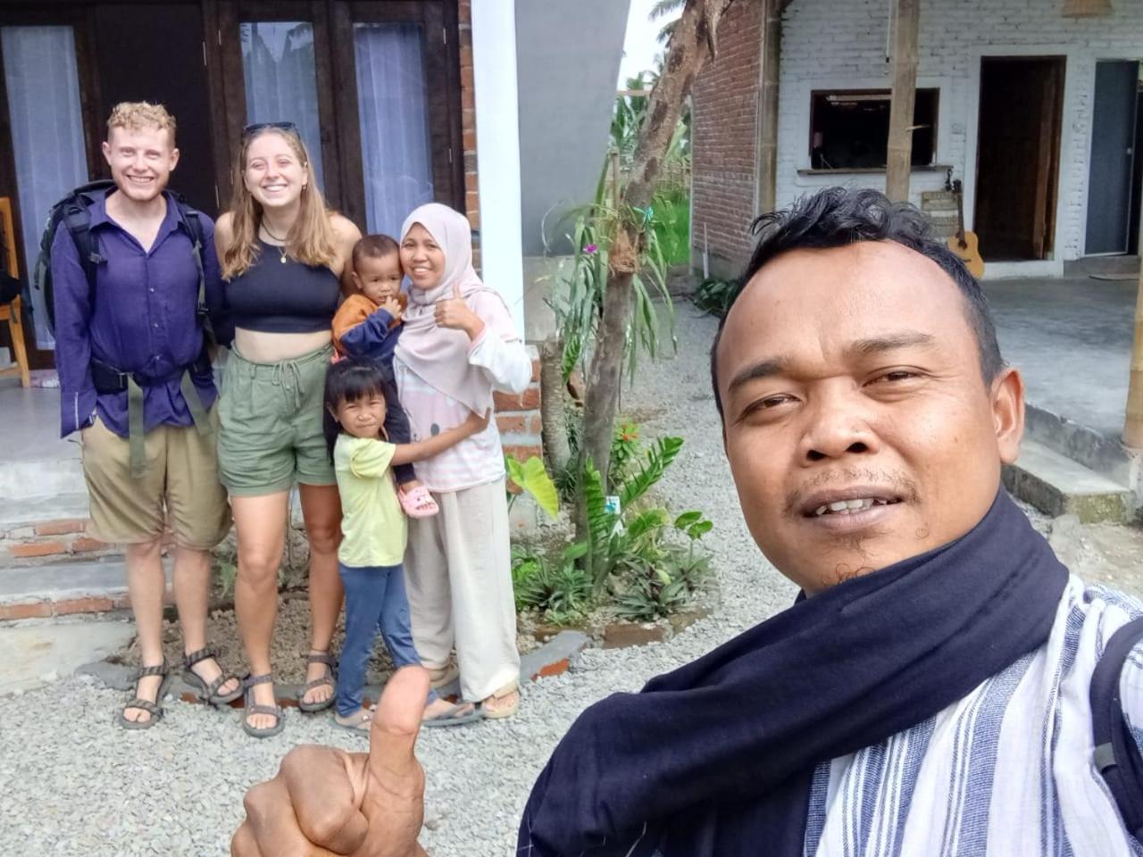 Stay Together Tetebatu Exterior photo